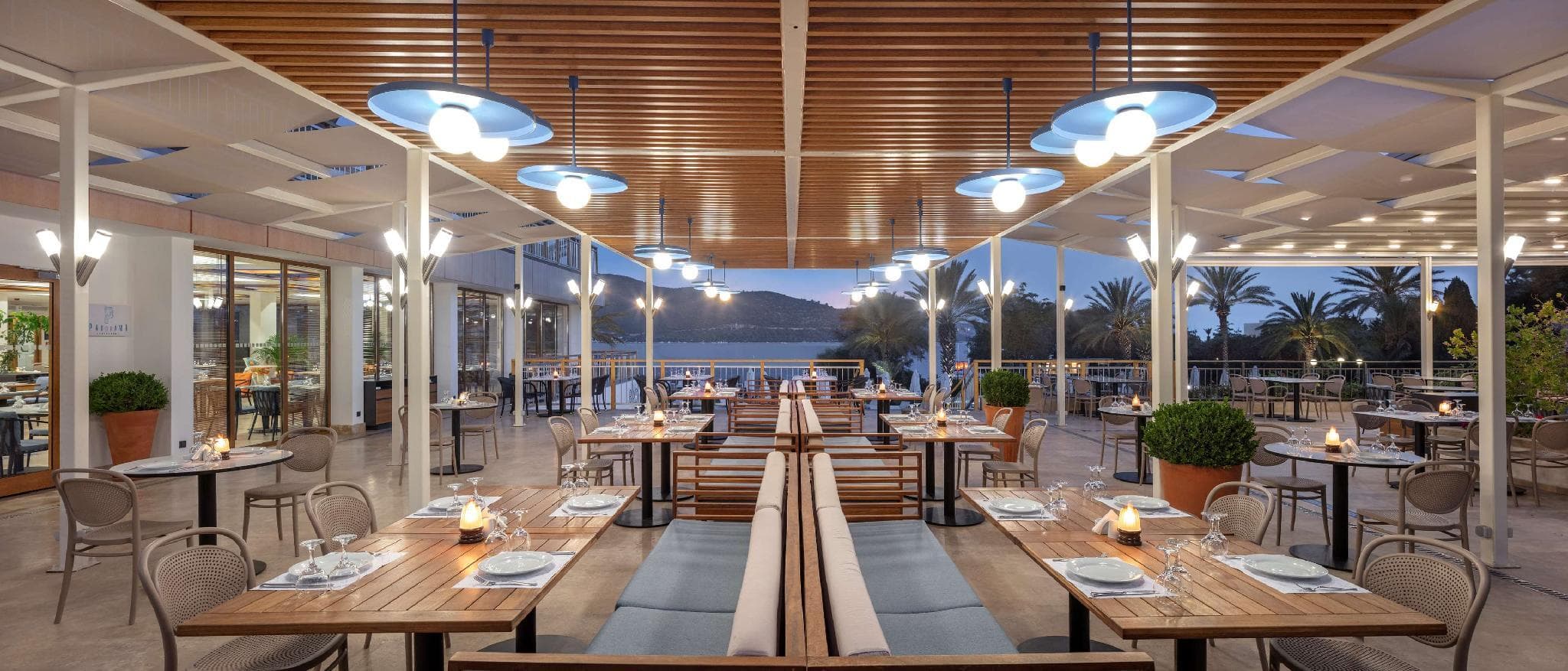 DoubleTree by Hilton Torba Işıl Club - Kaliteli Render Mimari Görselleştirme